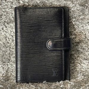 LOUIS VUITTON Epi Small Ring Agenda Cover